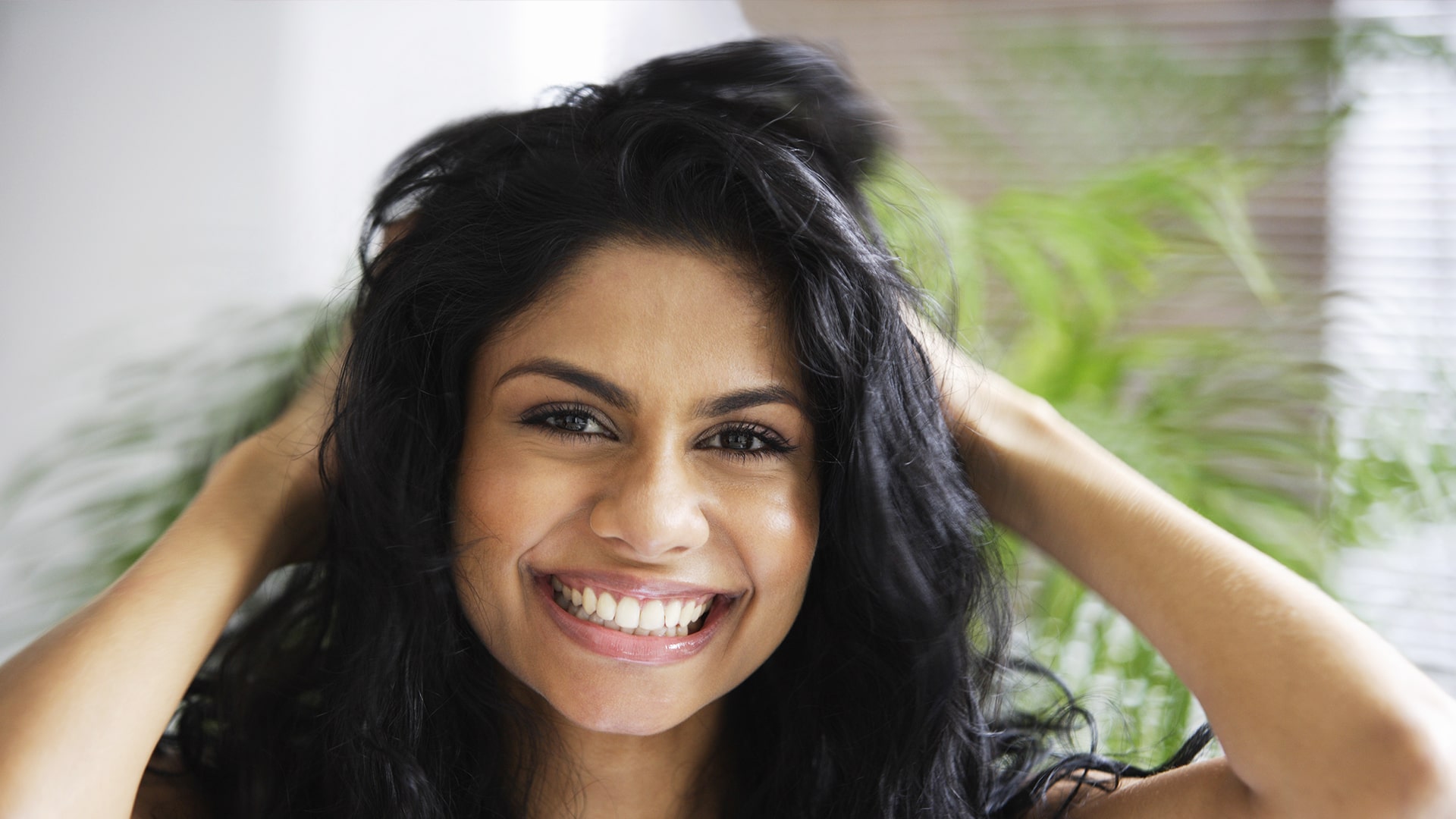 10 Natural Hair Care Tips for Beautiful Hair - Bubbles Salon 10 Natural Hair Care Tips for Beautiful Hair - Bubbles Salon